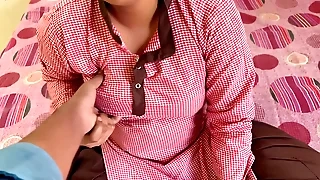 Younge teen 18 years  college girl going respecting bed motor coach in badroom added to dirty address clear Hindi audio