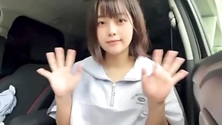 ト◯レで男性におちんちんで突かれてる想像しながらオナニーしてたら気持ちよすぎました…
